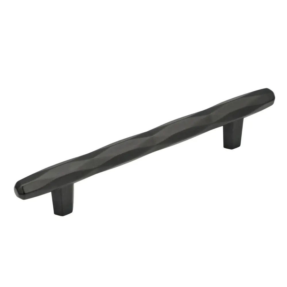 Amerock - St. Vincent Pulls - 1e03380f-24f5-42d1-9fbf-97fc87480a14-1000x1000.webp