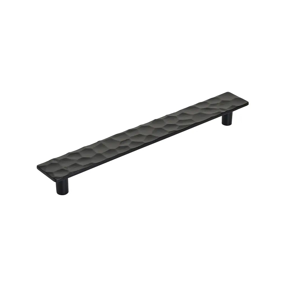 Amerock - Kamari Pulls - 289faa5f-9aee-47dd-901d-9473f086dd17-1000x1000.webp