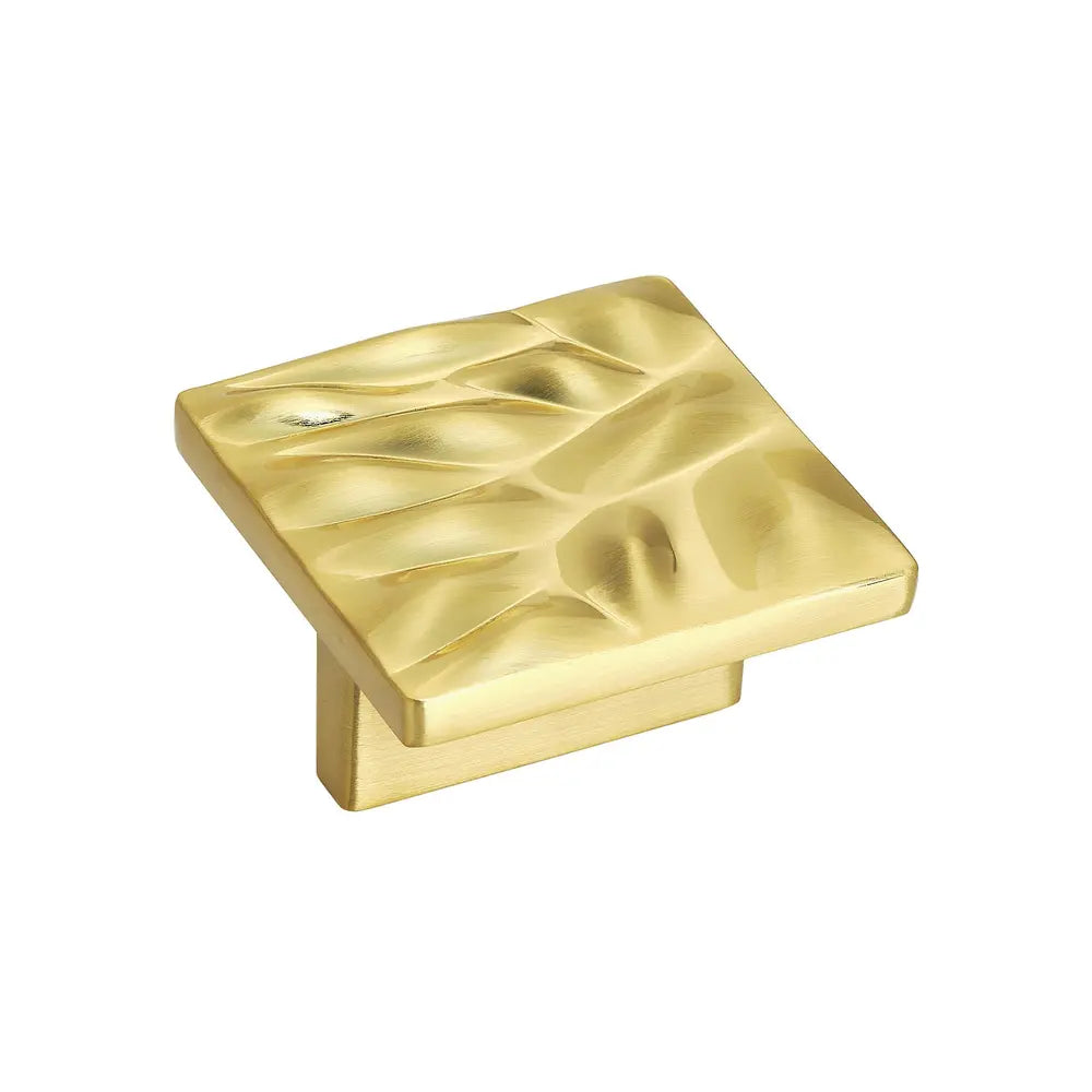 Amerock - Calathea Pulls - 39c62a15-5d59-4875-9efc-9d2981834165-1000x1000.webp
