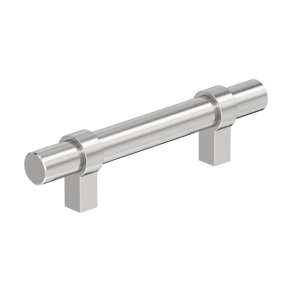 Amerock - Central Pulls - 9c68e5ef-4d0a-4227-bc5f-c997f6f8d21c-1000x1000.webp