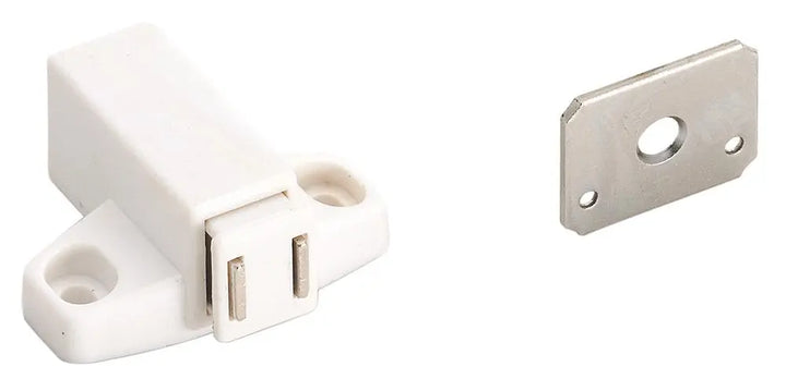 Amerock - Touch Catches - b03ec26b-1ca8-4f6b-bc99-c091756e7682-1000x1000.webp