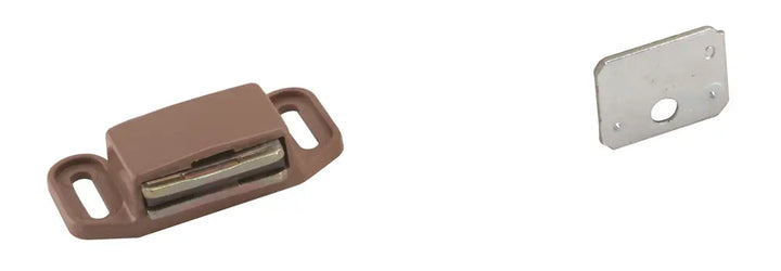 Amerock - Magnetic Catches - bac01a69-7c4b-4788-9964-d0255876611a-1000x1000.webp