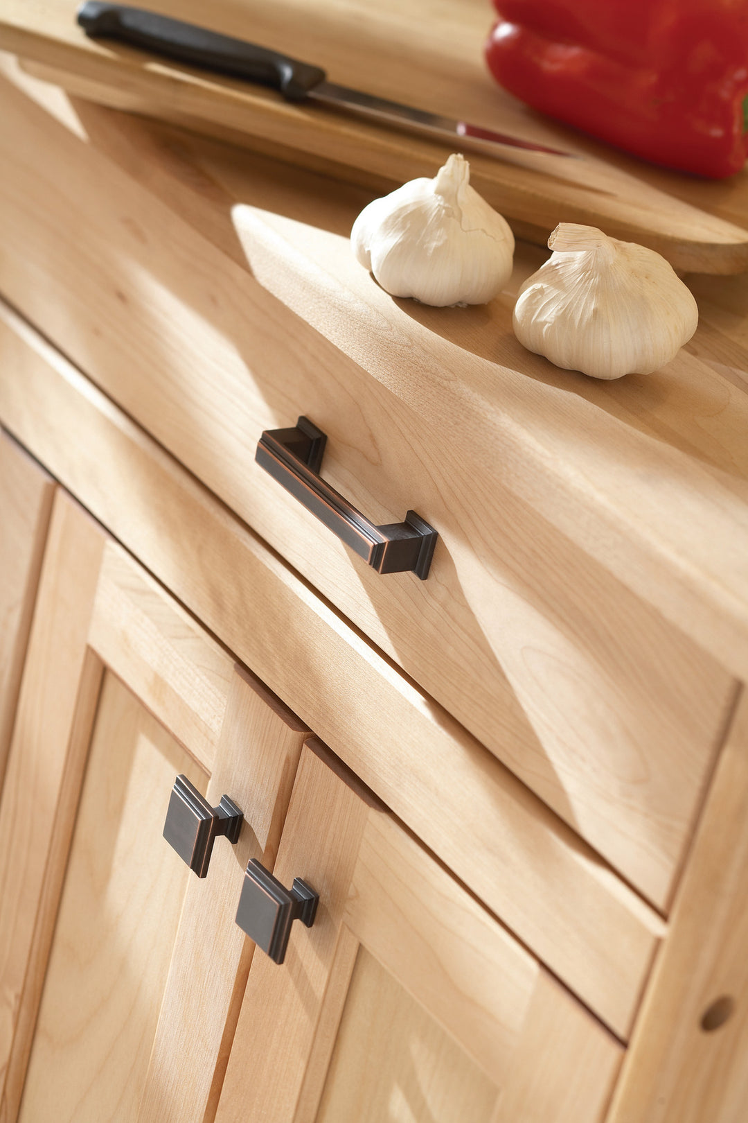 Atlas Sutton Place Appliance Pull, Venetian Bronze, room setting