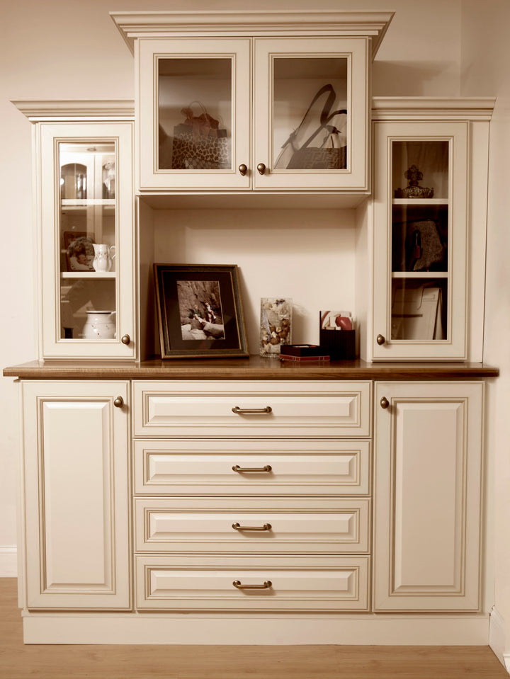 Top Knobs Aspen Rounded Bar Pulls, room setting