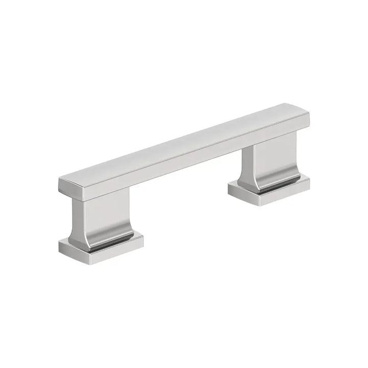 Amerock - Triomphe Pulls - d464d72c-bb20-477a-8b9e-94739f270d42-1000x1000.webp