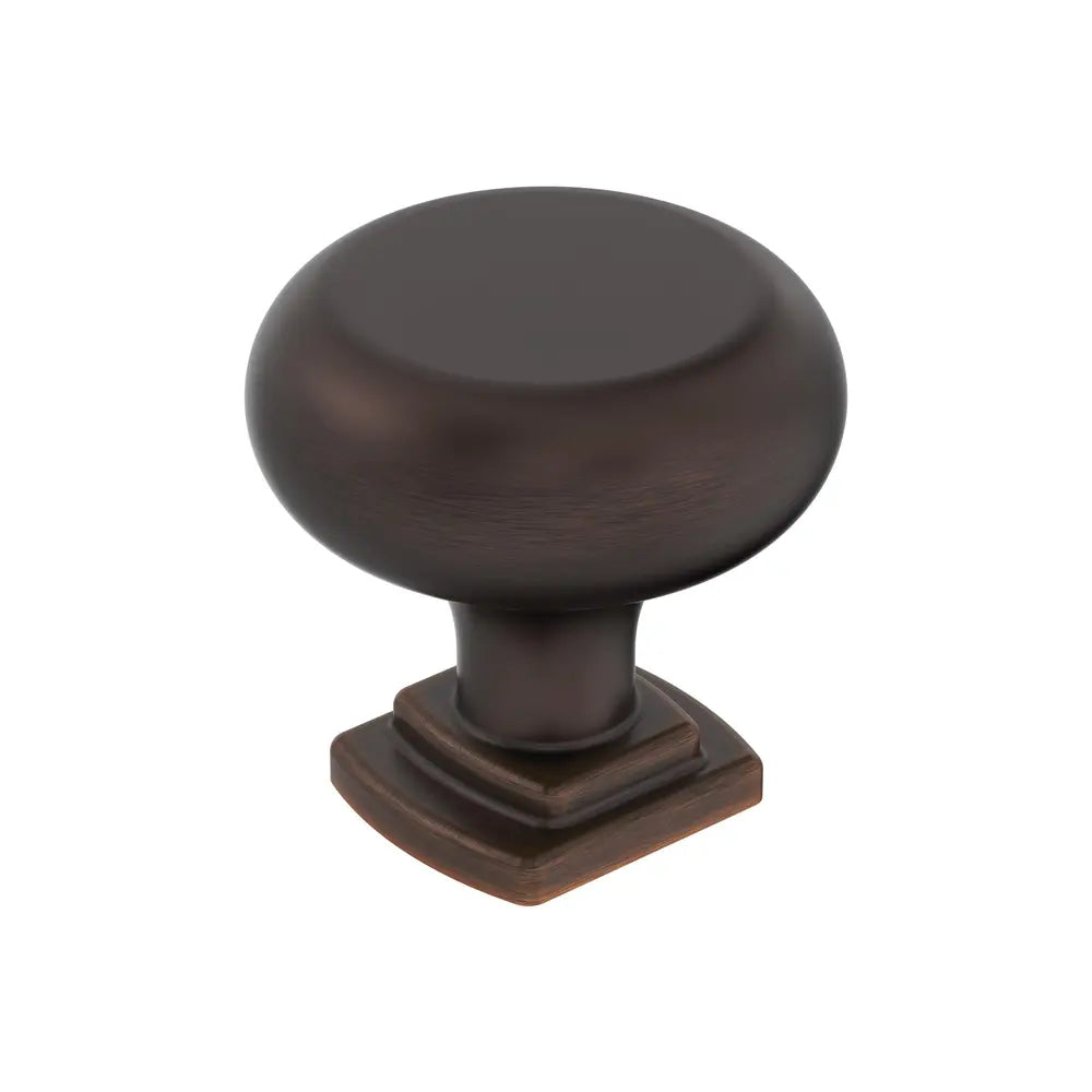 Amerock - Surpass Knobs - e7fe7e19-231f-46ed-a68e-45a5ab4f3307-1000x1000.webp