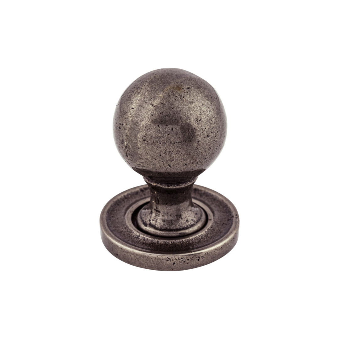 Britannia Round Knob